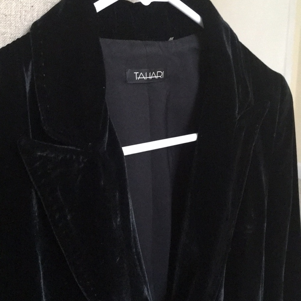BLACK VELVET BLAZER - Picture 3 of 8